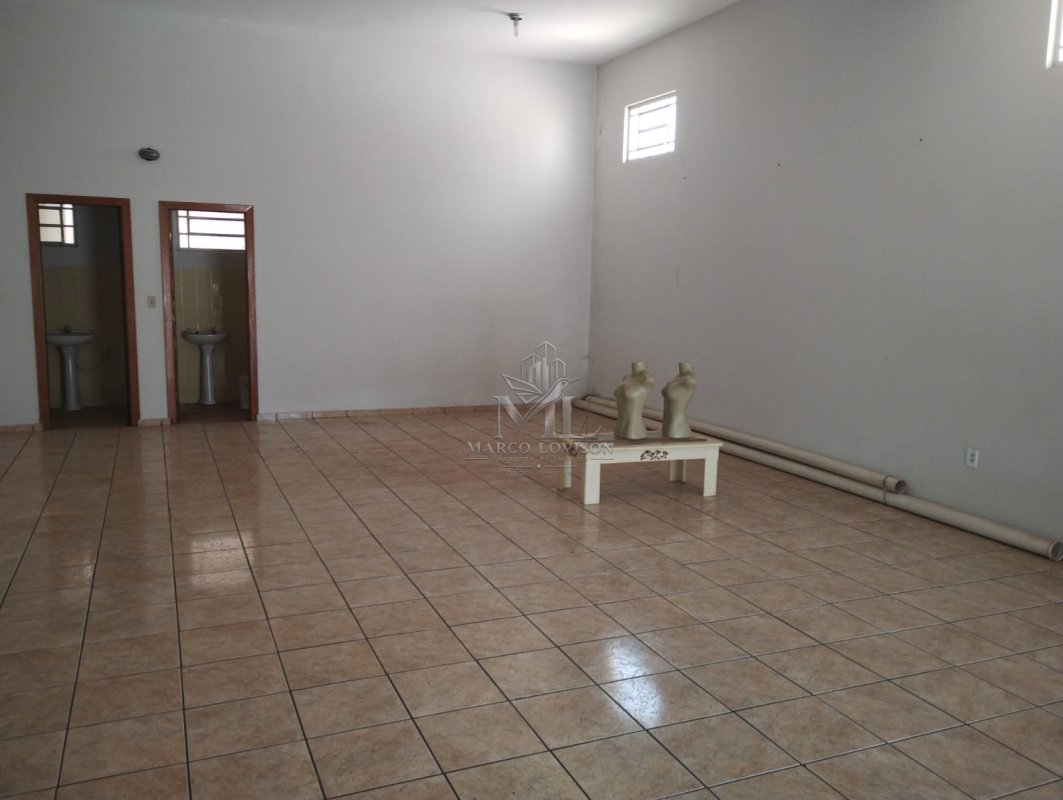 Casa, 5 quartos, 275 m² - Foto 1