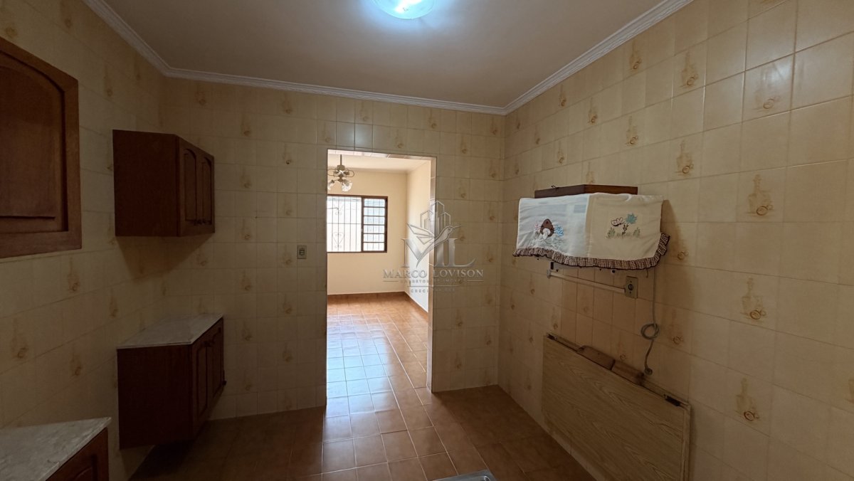 Casa, 4 quartos, 155 m² - Foto 1