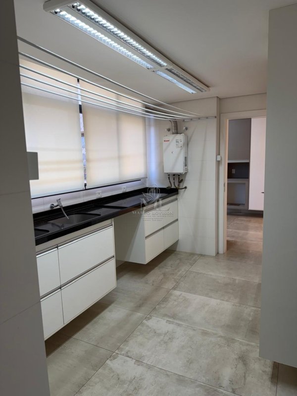 Apartamento, 3 quartos, 260 m² - Foto 34