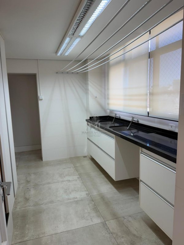 Apartamento, 3 quartos, 260 m² - Foto 35