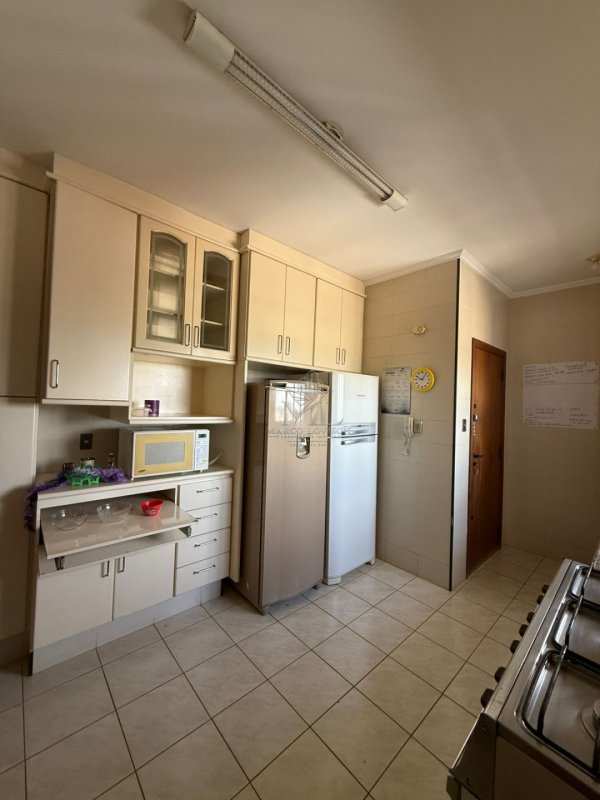 Apartamento, 3 quartos, 260 m² - Foto 15