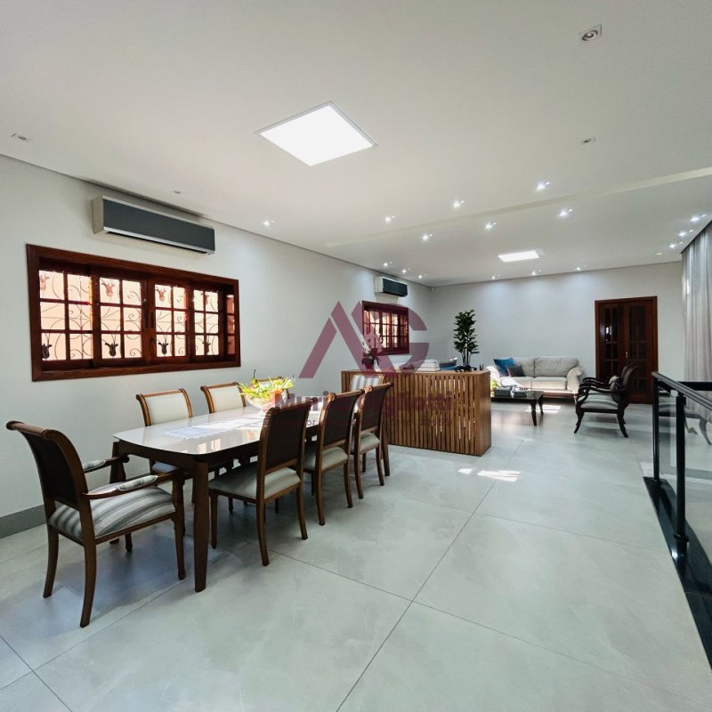 Casa de Alto Padrão com 610 m² e Lazer Completo em Barra Bonita — foto 1