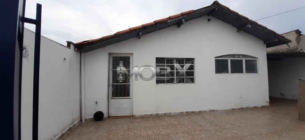 Casa para aluguel com 50 m² e 2 quartos em Núcleo Habitacional Mary Dota, Bauru - SP