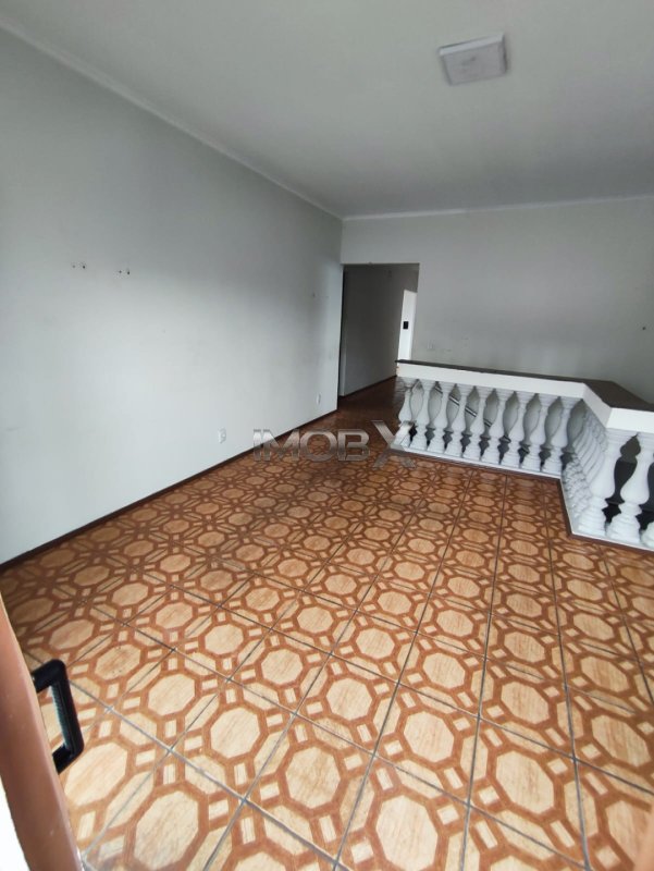 Sobrado para aluguel com 3 quartos em Vila Seabra, Bauru - SP
