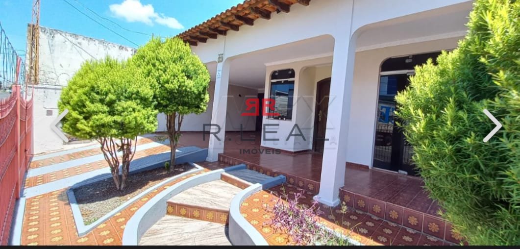 Casa, 5 quartos, 255 m² - Foto 1