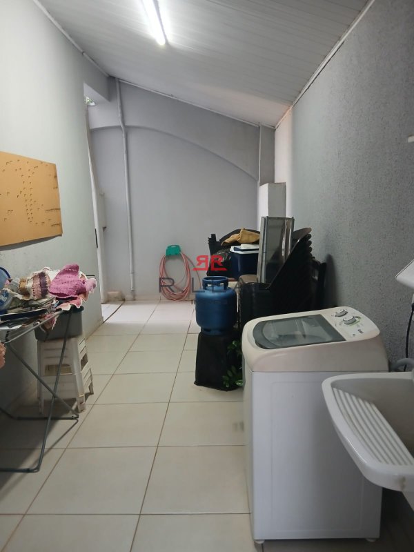 Casa, 3 quartos, 144 m² - Foto 2