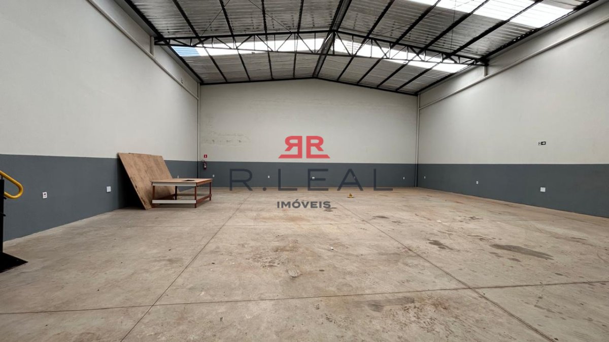 Depósito-Galpão, 242 m² - Foto 3