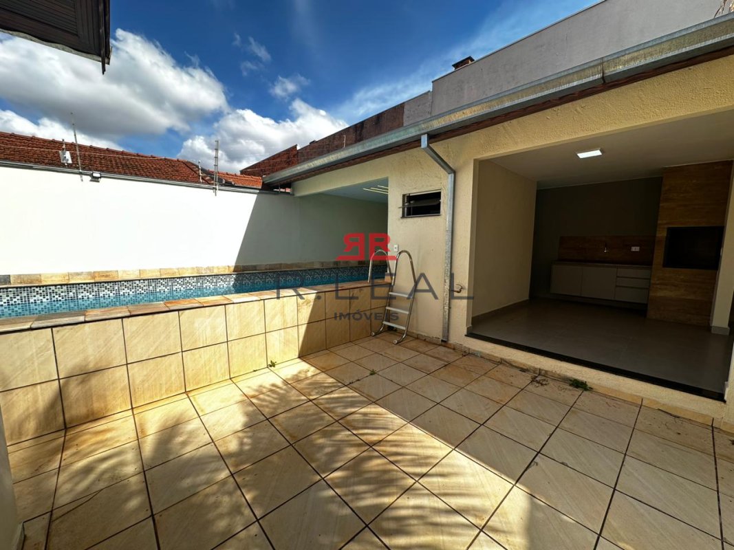 Casa, 3 quartos, 313 m² - Foto 1