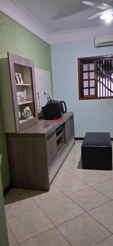 Casa, 3 quartos, 169 m² - Foto 1