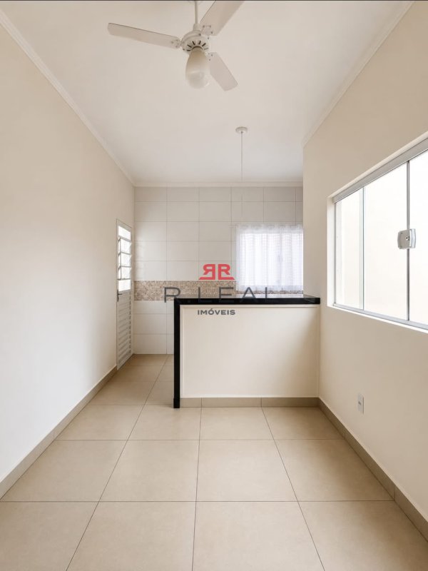 Casa, 3 quartos, 147 m² - Foto 2