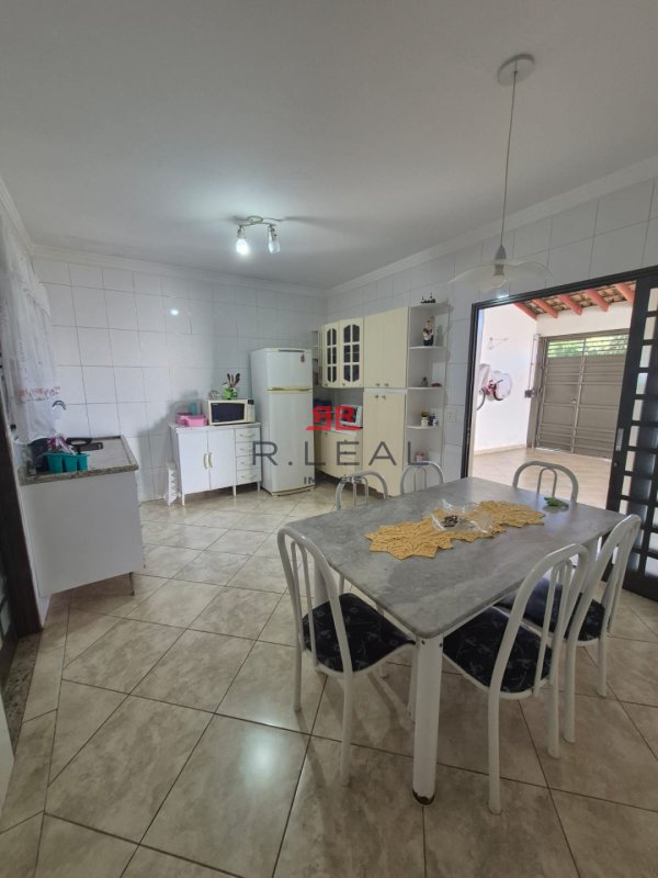 Casa, 3 quartos, 132 m² - Foto 4