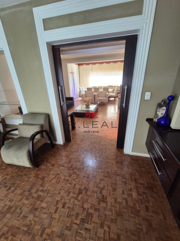 Casa, 3 quartos, 280 m² - Foto 8