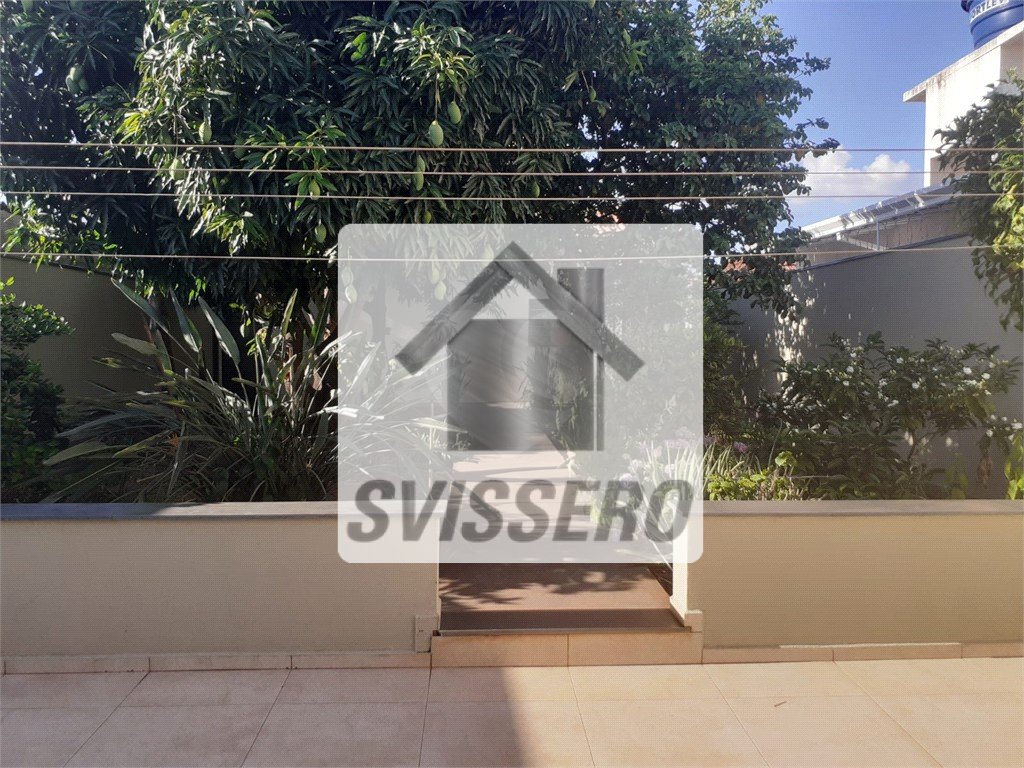 Casa à venda e aluguel com 3 quartos, 192m² - Foto 3