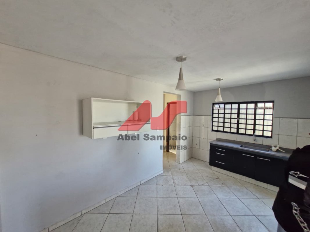 Casa, 3 quartos, 90 m² - Foto 2