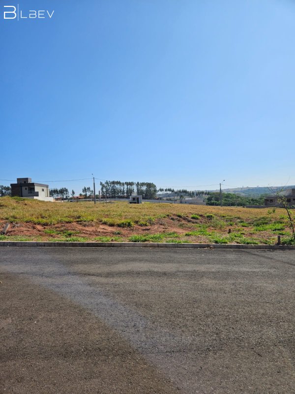 Terreno, 292 m² - Foto 1